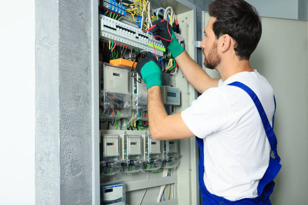 Best Licensed Electrician  in Ste Genevieve, MO